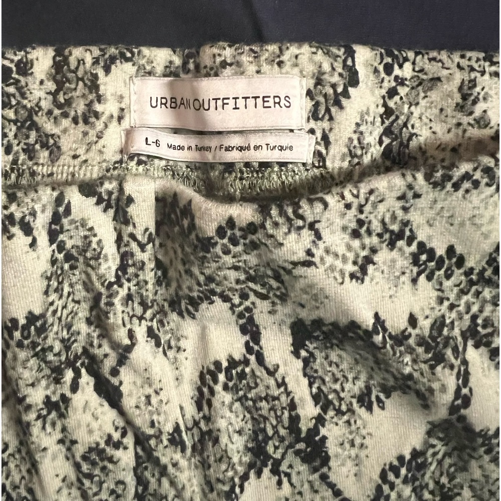 Urban Outfitters Large Leggings Black Seafoam Green Size Large New